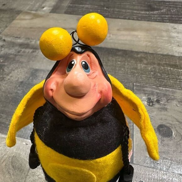 Russ Vintage Be Mine Bumble Bee Black Yellow with Dangle Legs Missing Heart - Picture 5 of 12